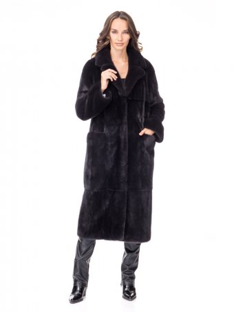 Женское норковое пальто с английским воротником и накладными карманами